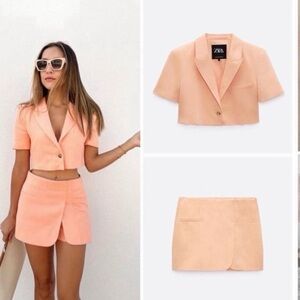 Zara Cropped Blazer!